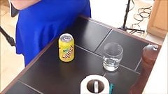 Kanos mostoha húgica kielégítve