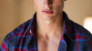 Első meleg kaland extrákkal